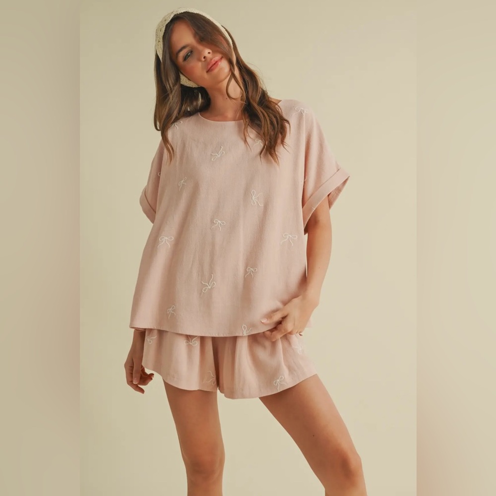 Pink Women's Embroidered Lounge Set